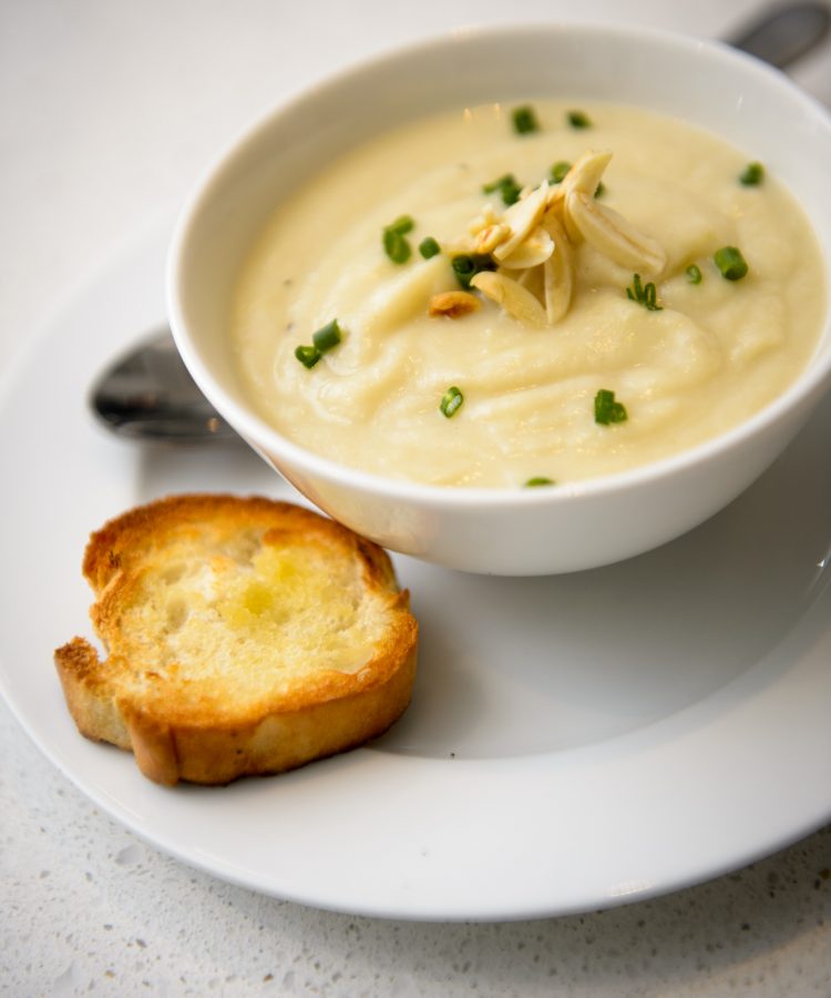 Almond & Cauliflower Soup